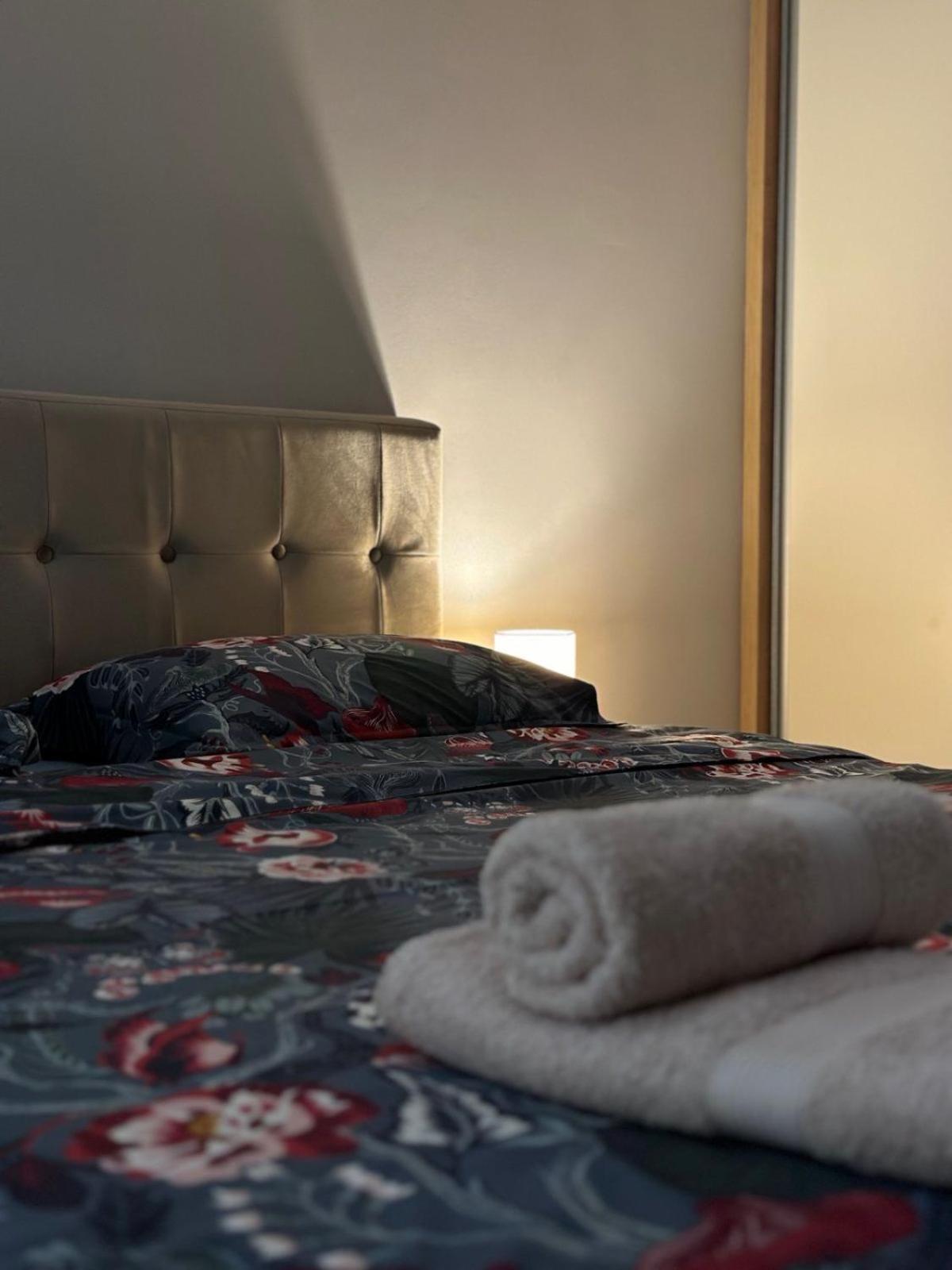 Apartman Tara Τίβατ Δωμάτιο φωτογραφία